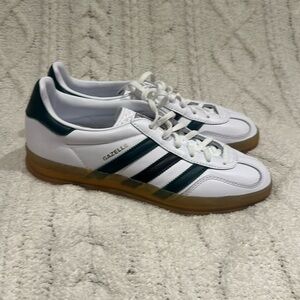 adidas gazelle silver green womens Adidas Gazelle Spikeless Golf Shoes Collegiate Green – Golf Discount main image 1